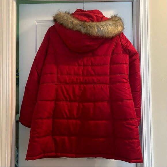 Susan Graver Water Resistant Quilted Puffer Jacket with Hood - Picture 2 of 2